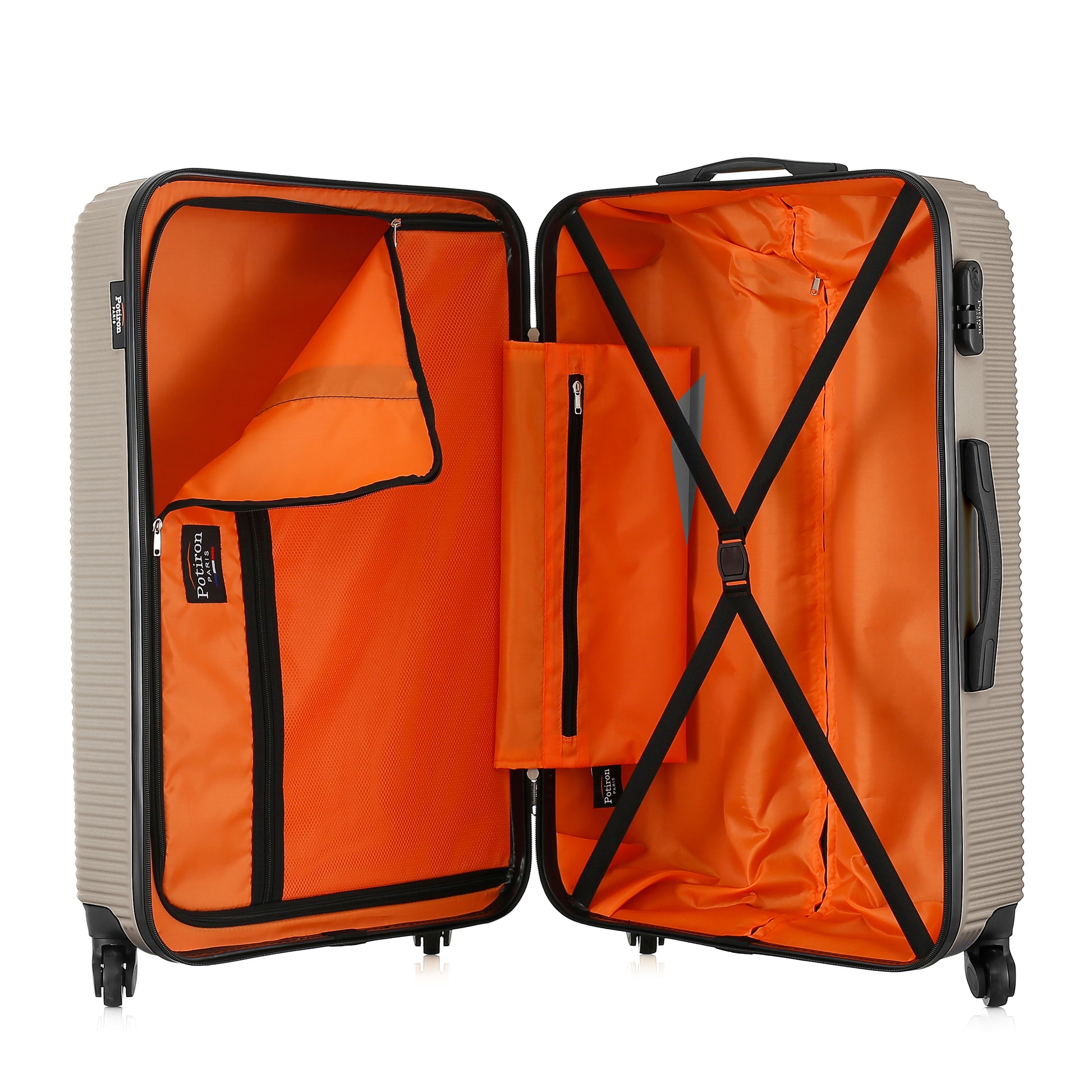 Grande valise beige ouverte
